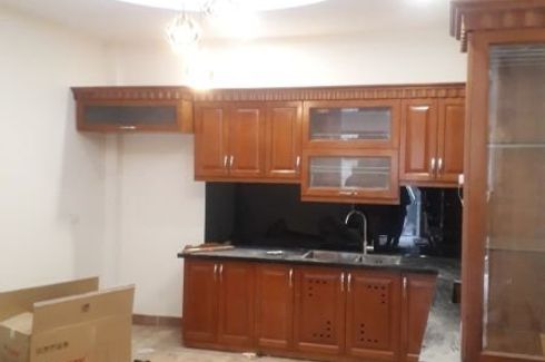 5 Bedroom House for sale in Thuong Thanh, Ha Noi