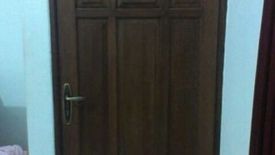 Rumah dijual dengan 4 kamar tidur di Balas Klumprik, Jawa Timur