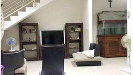 Rumah dijual dengan 4 kamar tidur di Dauh Puri, Bali
