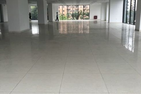 Commercial for sale in Thach Ban, Ha Noi