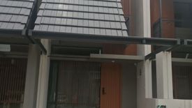 Rumah disewa dengan 2 kamar tidur di Lengkong Kulon, Banten