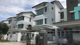 7 Bedroom House for sale in Bandar Botanic, Selangor