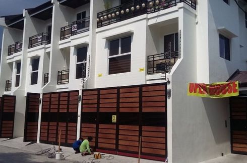 3 Bedroom Townhouse for sale in West Triangle, Metro Manila near MRT-3 North Avenue