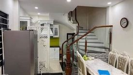 3 Bedroom House for sale in Xuan La, Ha Noi