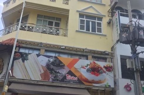 Cần bán nhà riêng 5 phòng ngủ tại Phường 8, Quận 10, Hồ Chí Minh