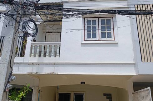 3 Bedroom Townhouse for rent in Pa Tan, Chiang Mai