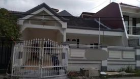 Rumah dijual atau disewa dengan 4 kamar tidur di Kenjeran, Jawa Timur