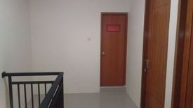 Townhouse dijual dengan 3 kamar tidur di Lebak Bulus, Jakarta