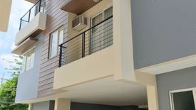 3 Bedroom Townhouse for sale in Sikatuna Village, Metro Manila