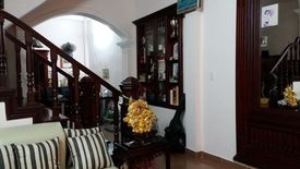 4 Bedroom House for sale in Xuan La, Ha Noi