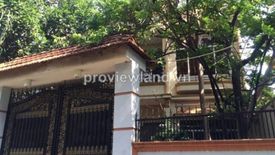 Cho thuê villa 5 phòng ngủ tại Phường 13, Quận Tân Bình, Hồ Chí Minh