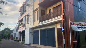 Komersial dijual dengan 3 kamar tidur di Kenjeran, Jawa Timur