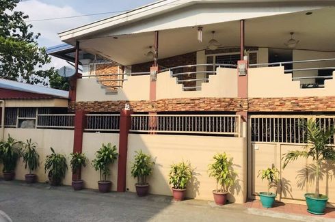 6 Bedroom House for sale in Pasong Tamo, Metro Manila