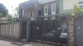 Rumah dijual atau disewa dengan 8 kamar tidur di Pejaten Timur, Jakarta