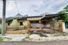 3 Bedroom House for rent in Kedung Baruk, East Java