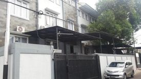 Rumah dijual dengan 36 kamar tidur di Kebayoran Baru, Jakarta