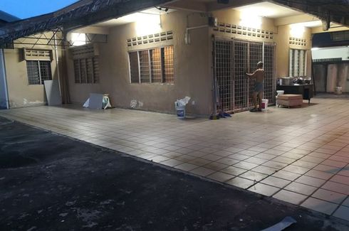 4 Bedroom House for Sale or Rent in Taman Istimewa, Johor
