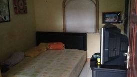 Rumah dijual dengan 5 kamar tidur di Kali Rungkut, Jawa Timur