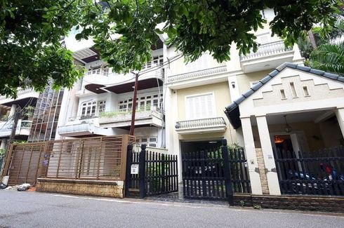Cho thuê villa 5 phòng ngủ tại Nhật Tân, Quận Tây Hồ, Hà Nội