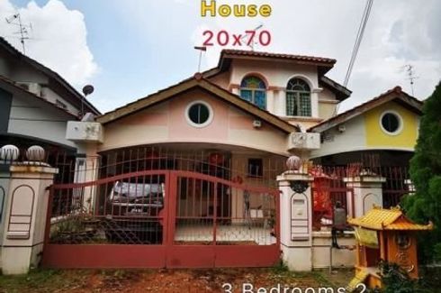 3 Bedroom House for sale in Jalan Molek (2/1 - 2/42), Johor