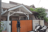 Rumah dijual dengan 4 kamar tidur di Pejuang, Jawa Barat