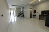 4 Bedroom House for sale in Kembangan Selatan, Jakarta