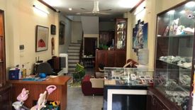 Cần bán nhà riêng 3 phòng ngủ tại Liễu Giai, Quận Ba Đình, Hà Nội