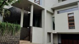 Townhouse dijual atau disewa dengan 4 kamar tidur di Bangka, Jakarta