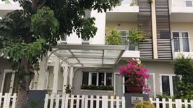 4 Bedroom Villa for sale in Phu Huu, Ho Chi Minh