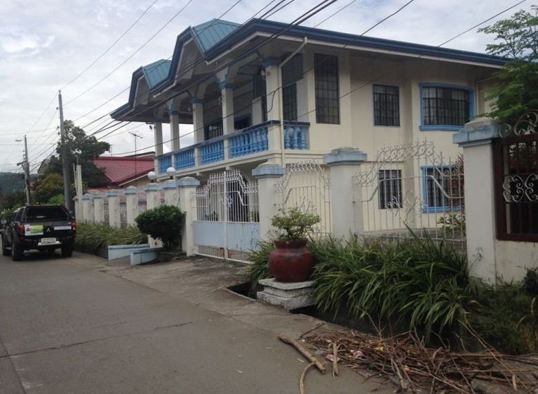 A well maintained House and lot for sale, San Juan, La Union 📌 House