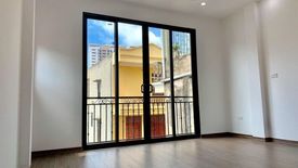 4 Bedroom House for sale in Nga Tu So, Ha Noi