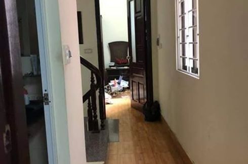 3 Bedroom House for sale in Nga Tu So, Ha Noi