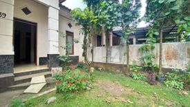 Rumah disewa dengan 2 kamar tidur di Cihanjuang Rahayu, Jawa Barat
