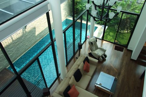 3 Bedroom Villa for rent in Khlong Tan Nuea, Bangkok