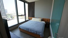 1 Bedroom Condo for rent in The Esse at Singha Complex, Bang Kapi, Bangkok near MRT Phetchaburi