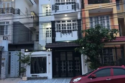 5 Bedroom Townhouse for sale in Phuong 13, Ho Chi Minh
