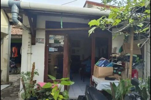 Rumah dijual dengan 2 kamar tidur di Lebak Bulus, Jakarta
