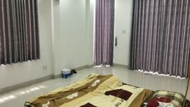6 Bedroom Townhouse for sale in Phuong 4, Ho Chi Minh