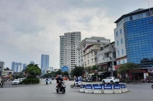 Cần bán nhà phố 4 phòng ngủ tại Ngã Tư Sở, Quận Đống Đa, Hà Nội