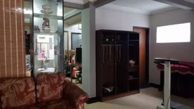 7 Bedroom House for sale in Dukuh Sutorejo, East Java