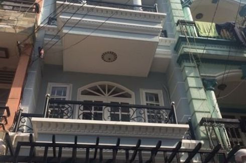 Townhouse for sale in Phuong 2, Ho Chi Minh