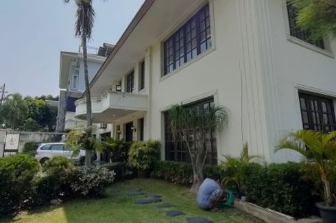 Rumah dijual dengan 6 kamar tidur di Cilandak Timur, Jakarta