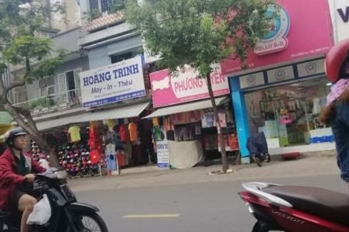 Cần bán nhà phố 4 phòng ngủ tại Phường 15, Quận 11, Hồ Chí Minh
