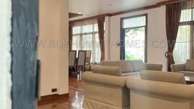 3 Bedroom House for rent in Khlong Toei Nuea, Bangkok near MRT Sukhumvit