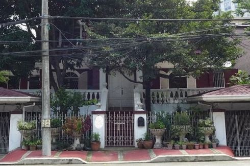 6 Bedroom House for sale in Phil-Am, Metro Manila near MRT-3 North Avenue