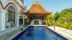 Villa dijual dengan 3 kamar tidur di Alasangker, Bali