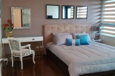 2 Bedroom Condo for rent in Edades Tower, Rockwell, Metro Manila near MRT-3 Guadalupe