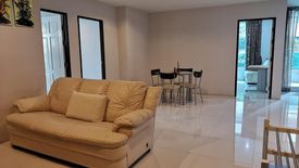 3 Bedroom Condo for sale in Sukhumvit Living Town, Khlong Toei Nuea, Bangkok near MRT Phetchaburi