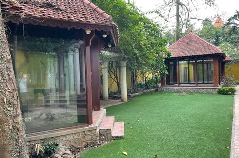 6 Bedroom Villa for rent in Nhat Tan, Ha Noi