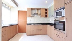 2 Bedroom Condo for rent in BT Residence, Khlong Toei, Bangkok near BTS Nana